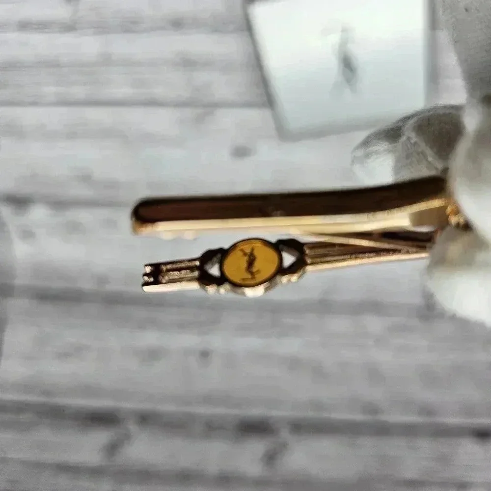RARE Yves Saint Laurent YSL logo amber transparent window gold tone tie clip - Picture 2 of 6